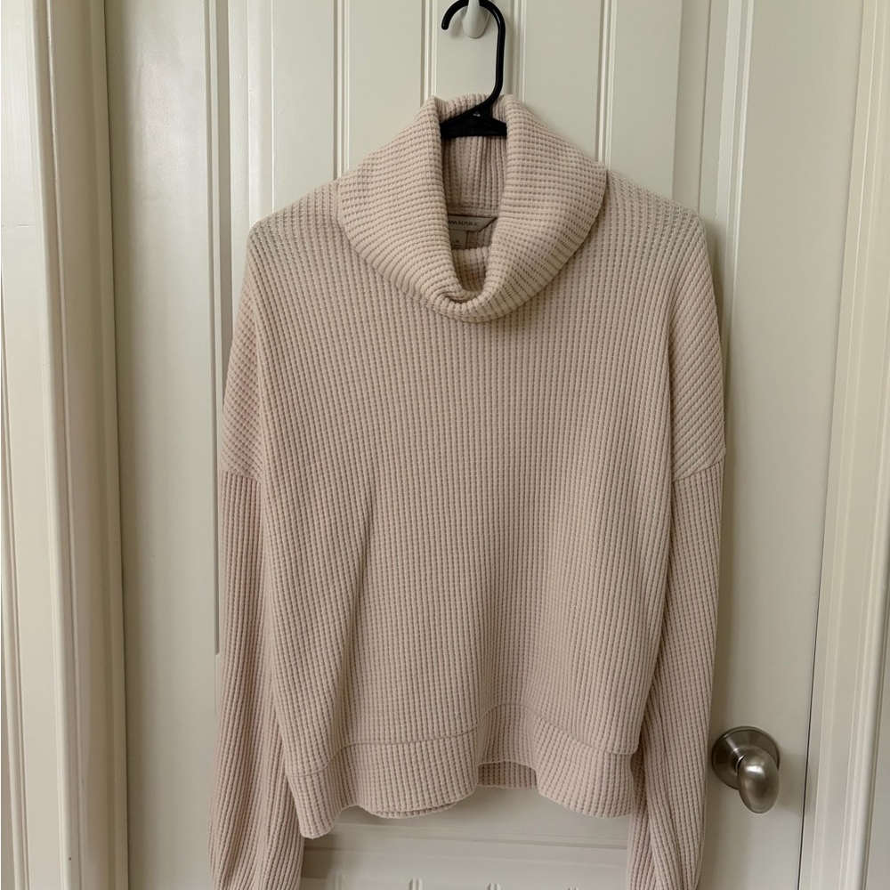 Banana Republic Cream Cowl Neck Sweater